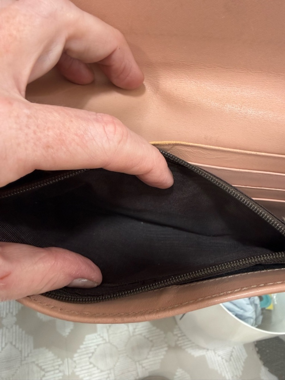 Gucci Tan Monogram Continental Wallet - Picture 6 of 11
